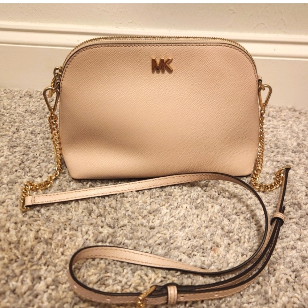 Michael Kors Pink Crossbody Bag with Signature Style
